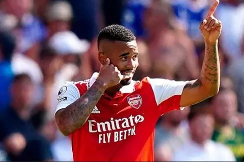 قبل أيام من مواجهة مانشستر سيتي.. أرسنال يعلن إصابة جابرييل جيسوس